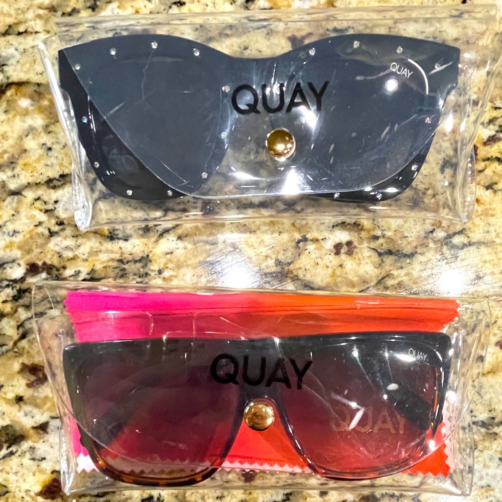 Two pairs of Quay sunnies!